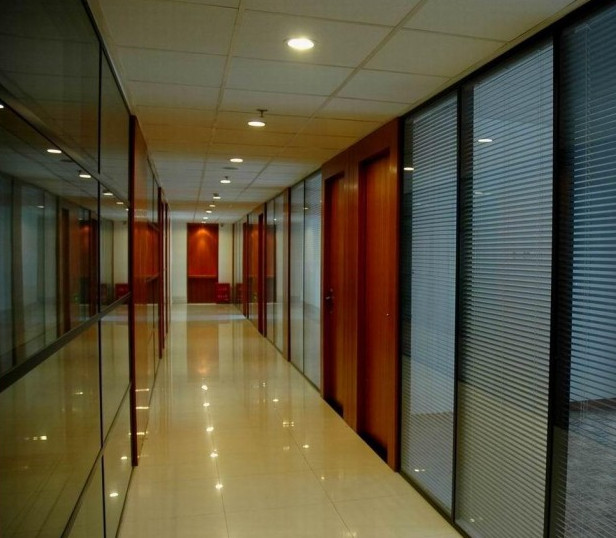 西安玻璃隔斷價格